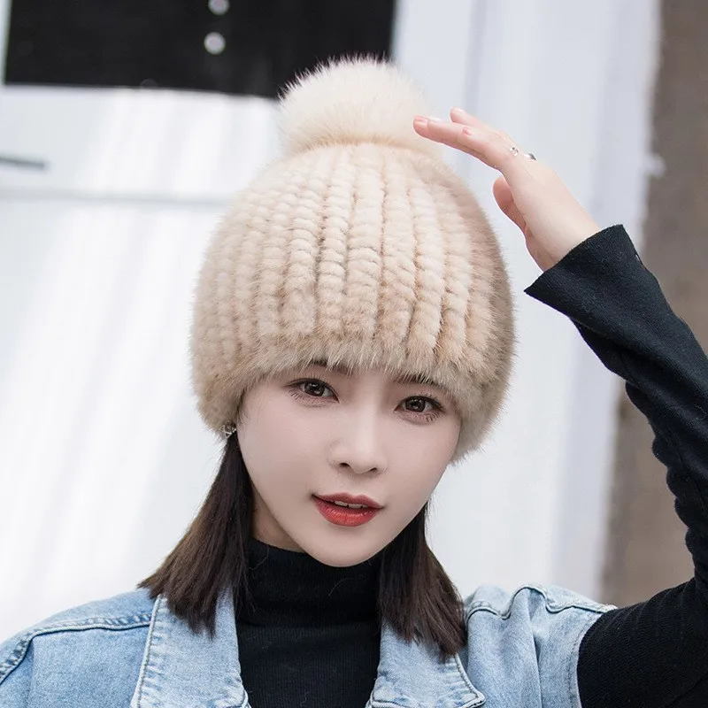 Real hats for women in winter fashionable fur woolen middle-aged and elderly people autumn warm thick