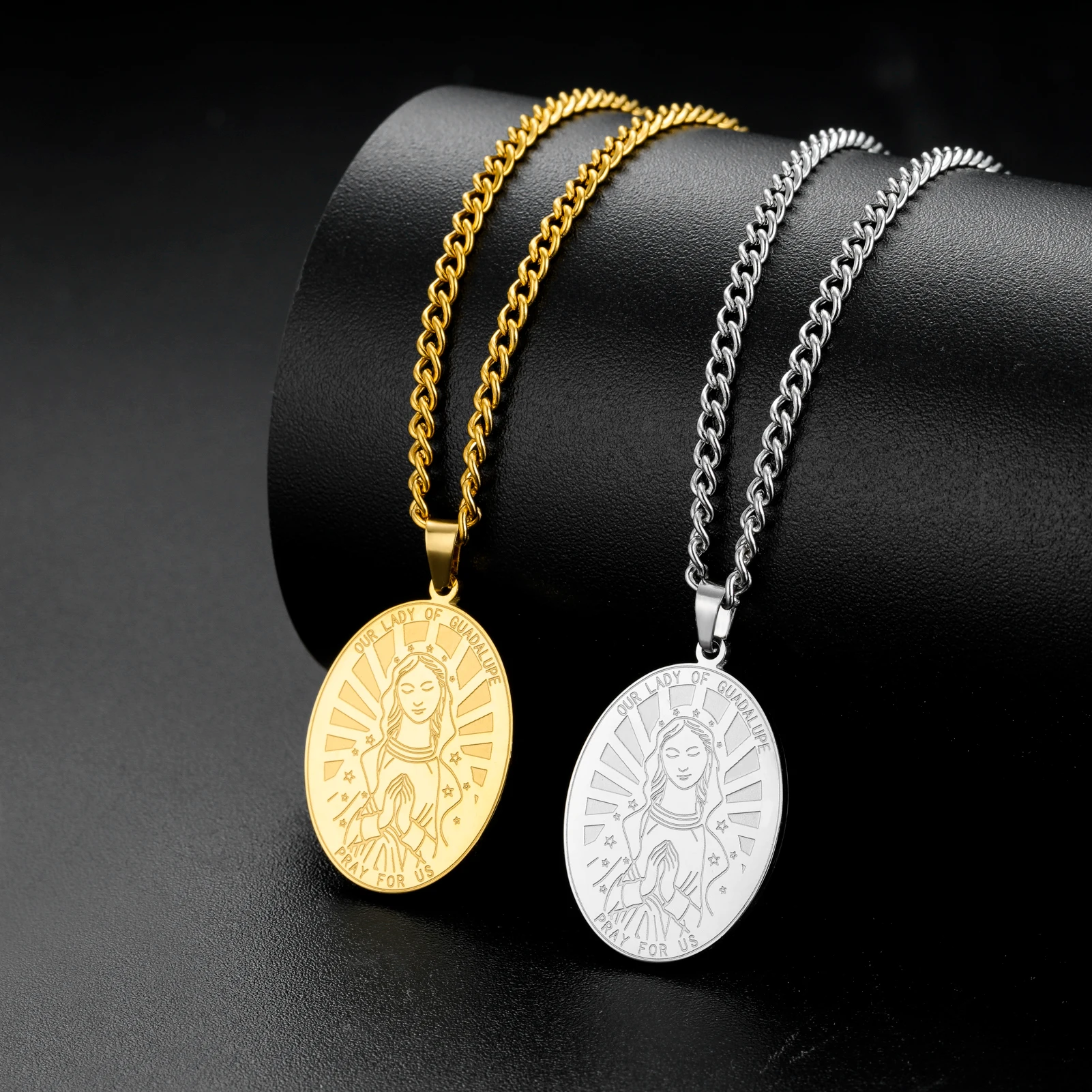 LIKGREAT Retro Elliptic Our Lady of Guadalupe Pendant Necklace Fashion Catholic Virgin Mary Prayer Amulet Charm Necklace Jewelry