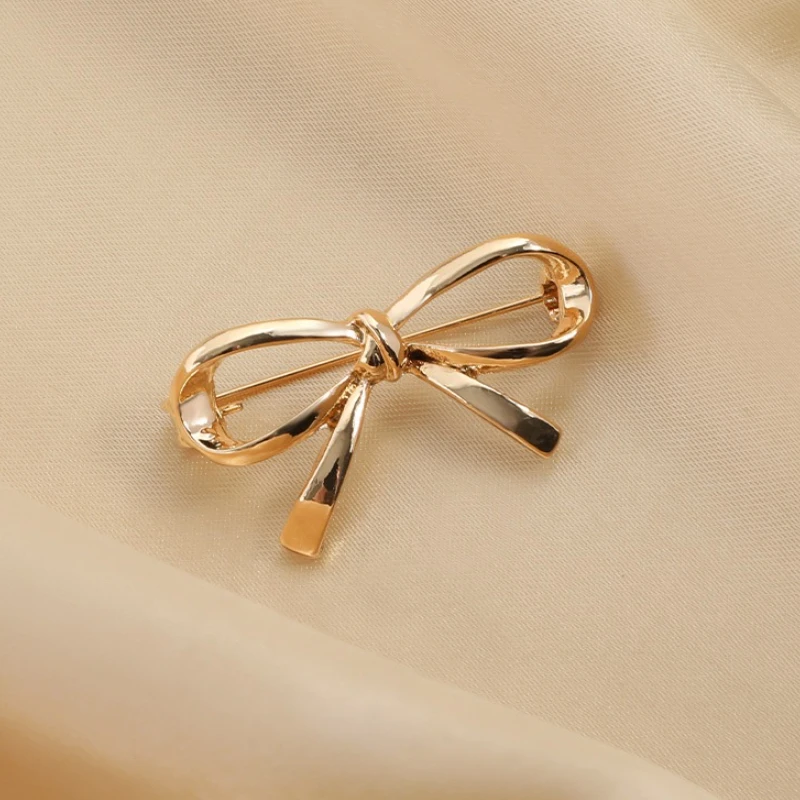 Fashion Bowknot Hollow Brooches for Women Simple Bow Lapel Pins Clothing Sweater Suit Bag Hat Accessories