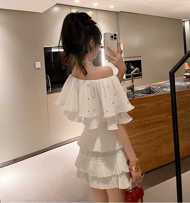 2 Pcs Women Summer Slash Neck Ruffles Sleeve Tunic Luxury Pearls Diamonds Beaded Blouses Tops And Pleated Skirt Suits NS1007