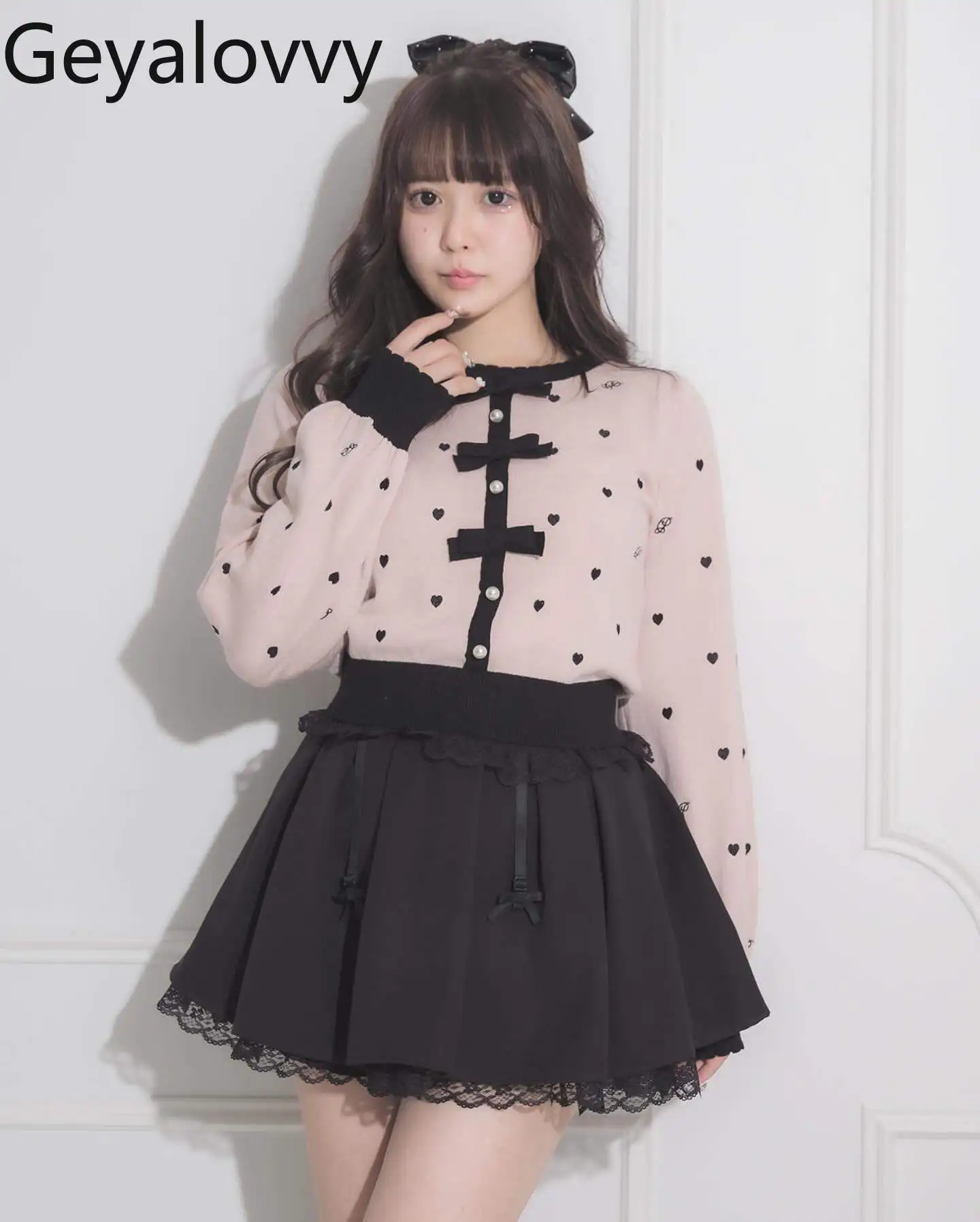 

Новинка 2026: Японский стиль, серийное производство, вязаный свитер с длинными рукавами и узором «сердечки», универсальный, с круглым вырезом, для девочек