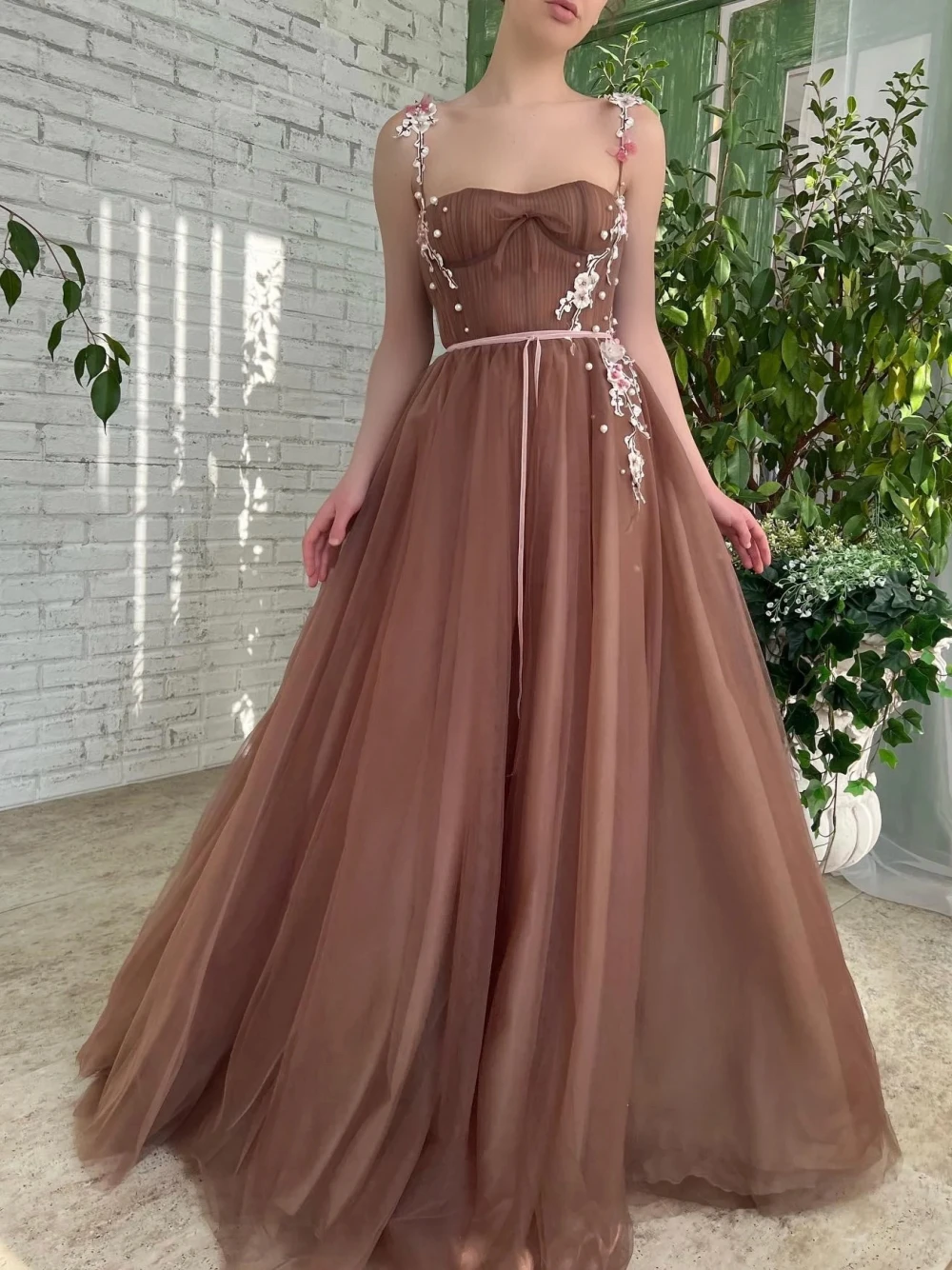 

Floral Spaghetti Straps Evening Dress Romantic A Line Tulle Charming Zipper Back Pearls Prom Gown Customized Elegant Birthday