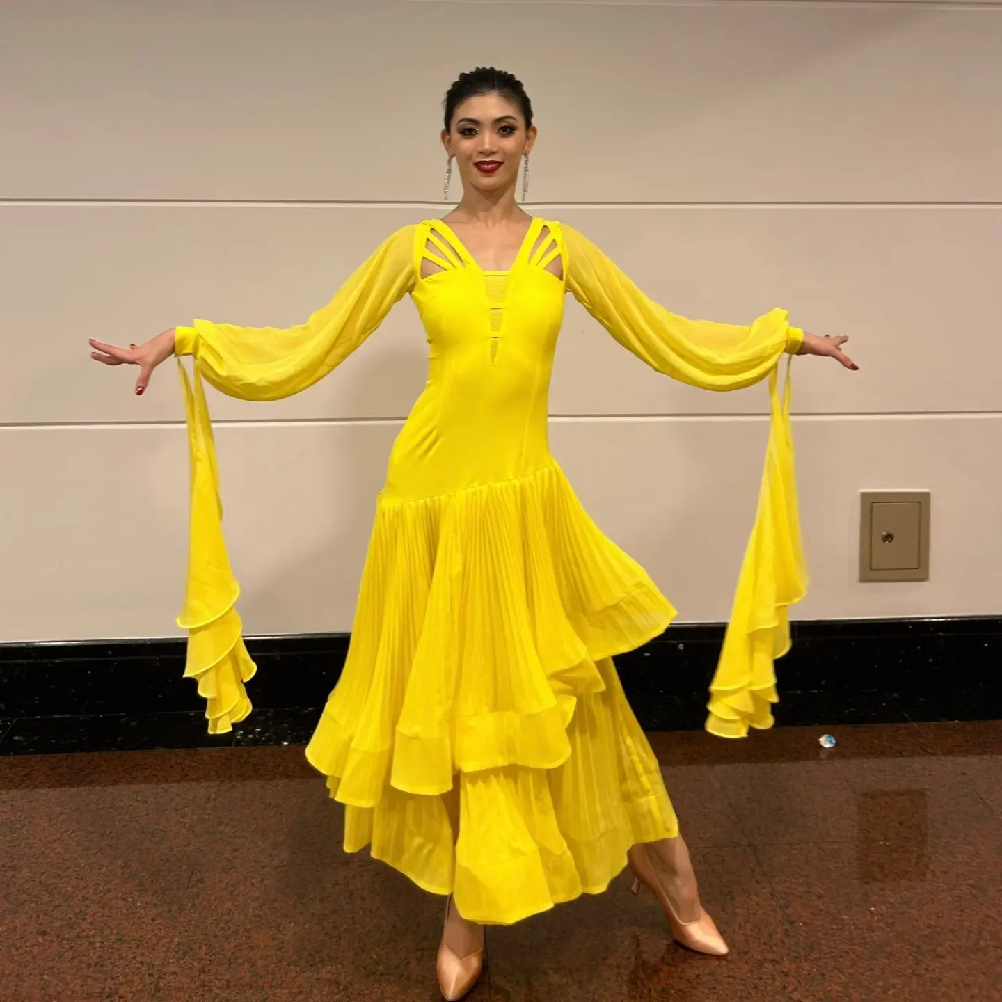 Yellow Ballroom Dance Dress Women Long Sleeves Fish Bone Hem Waltz Tango Dance Performance Clothes Prom Stage Dancewear BL19924