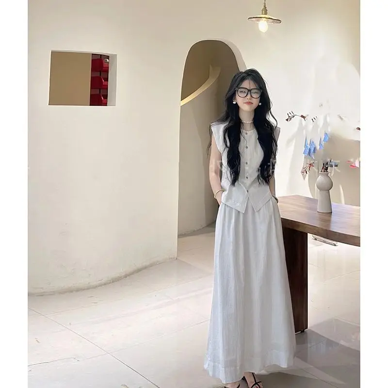

New Summer Korean Gentle Style High-end Advanced Temperature Slim Sleeveless Vest Shirt and A-line Skirt Womens Two Peice Sets