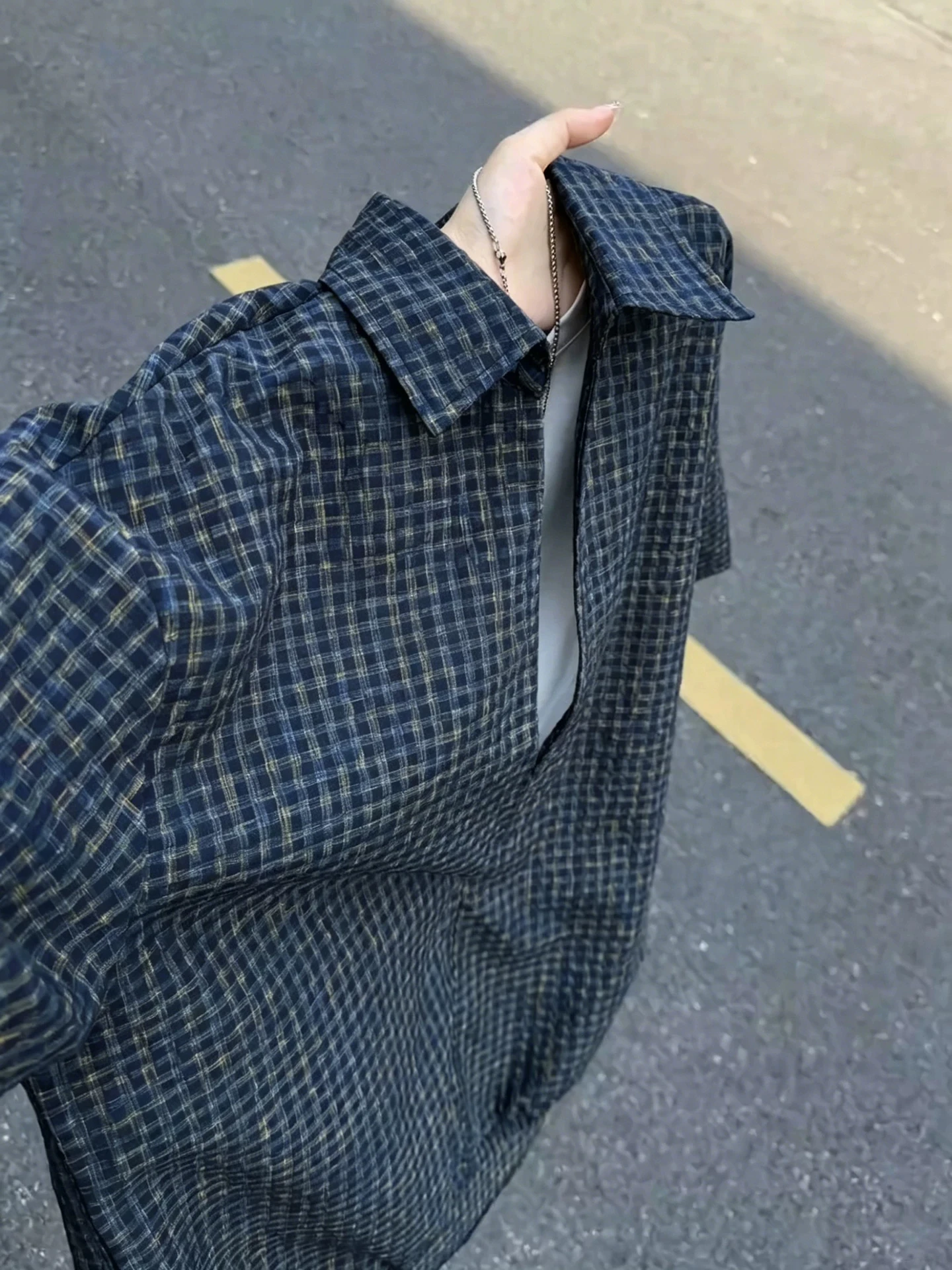 

Lightweight Breathable Blue Plaid Bubble Shirt Men's Summer Short Sleeve Flip-Collar T-Shirt Shoulder-Length Half Sleeve