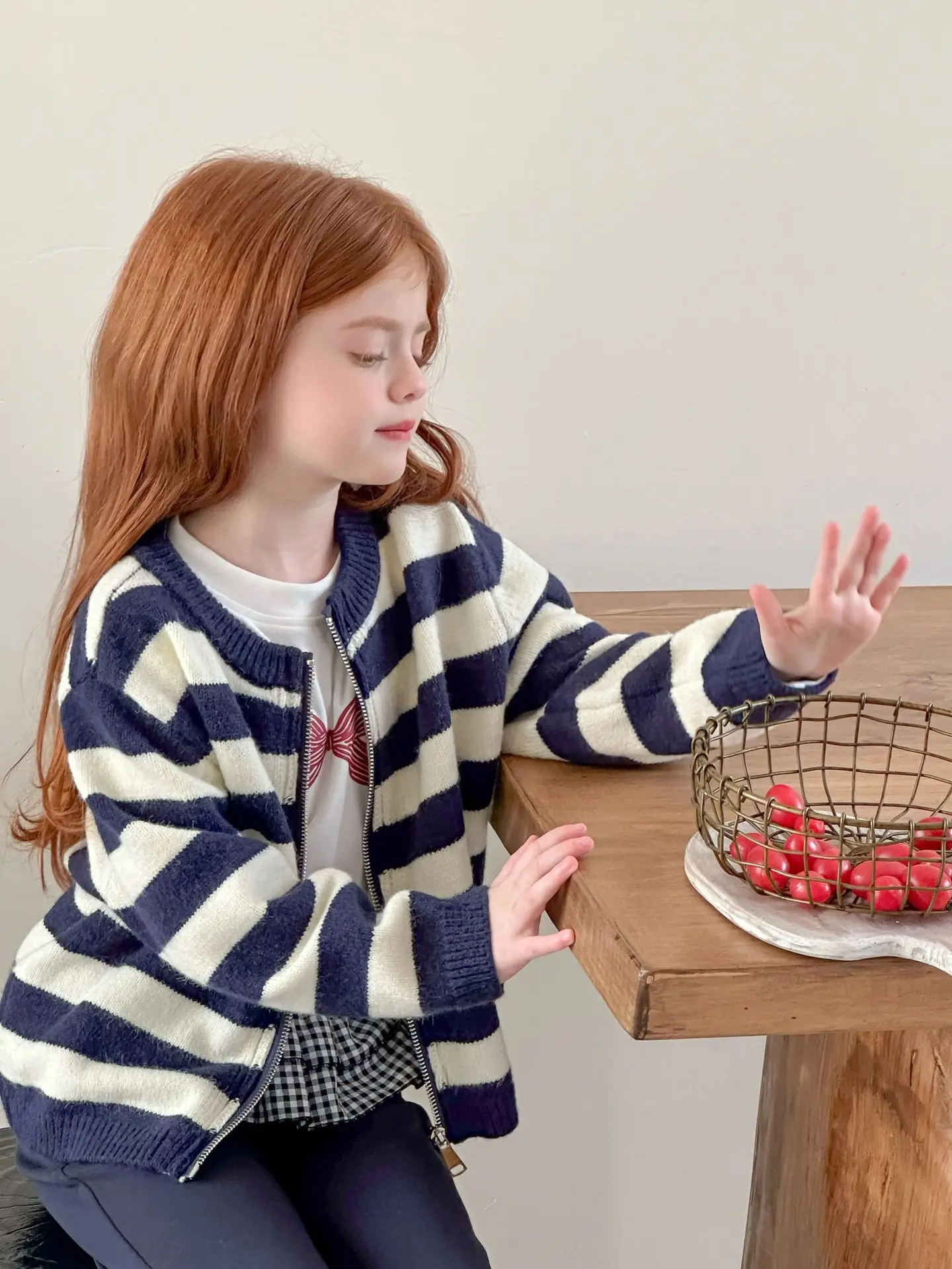 

Girls Striped Sweater Cardigan 2025 Autumn New Zipper Fit Knitted Jacket Coat Children's Casual Top