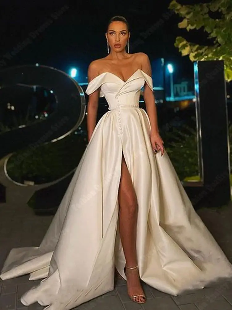 Popular Bright Off Shoulder Plus Size Wedding Dresses Long Train Court Skirt Hem Newest Listing Princess Hems Vestidos De Noivas