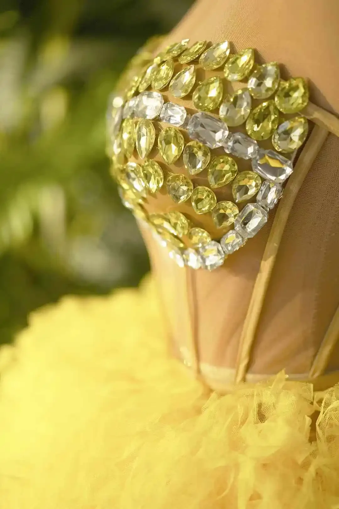 Ensemble de 2 pièces jaune scintillant, jupes à volants en strass, danse Groop, pom-pom girl, Showgirl, Las Vegas, tenue Drag Queen, photographie