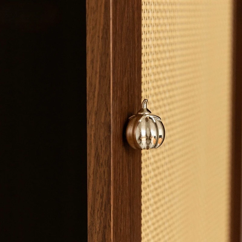 Middle Ancient Style Titanium Silver French Pumpkin Cabinet Door Handle, Creative Minimalist Wardrobe Drawer Brass Small Handle