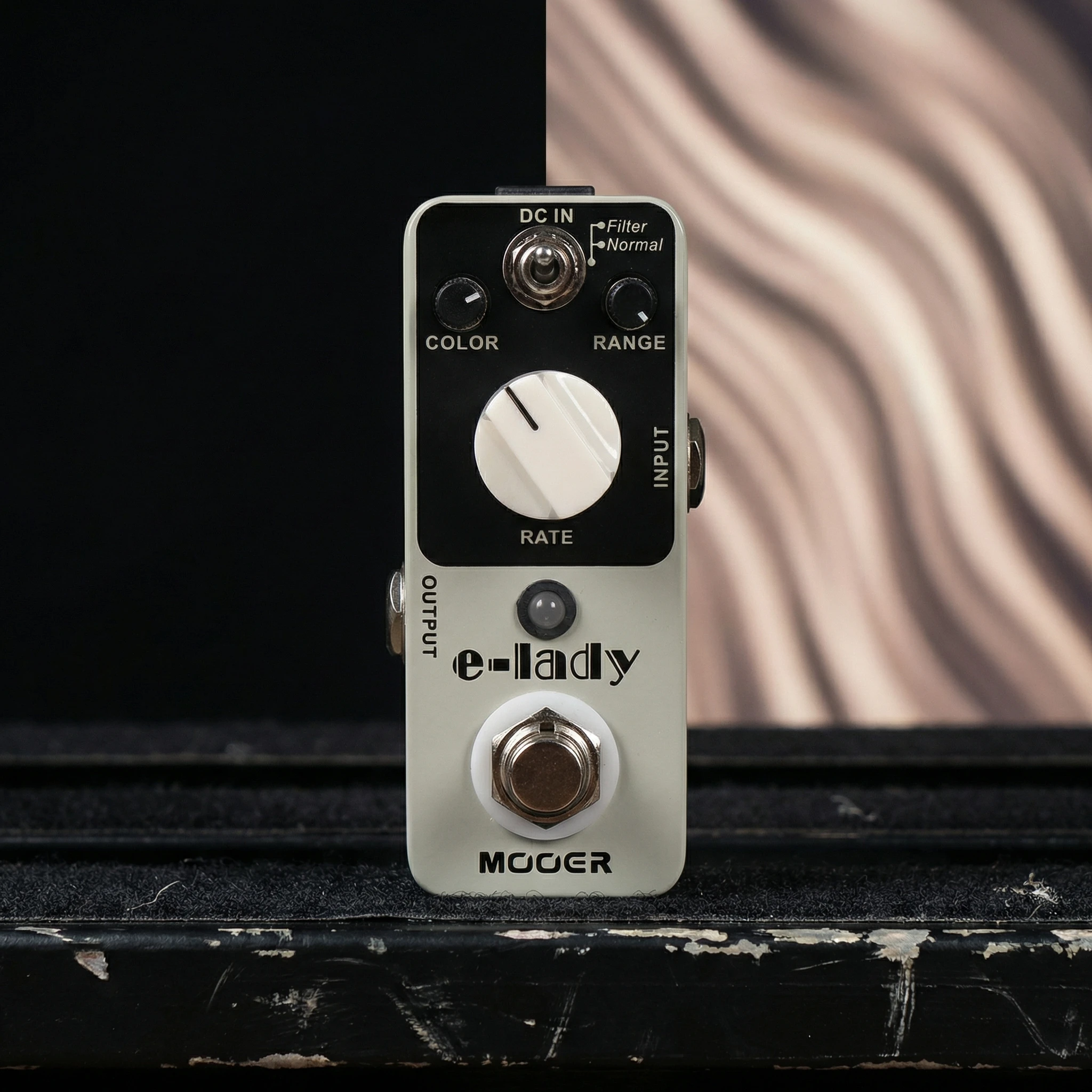 MOOER E-Lady Analog Flanger Guitar Effect Pedal, 2 Modes Normal/Filter True Bypass Full Metal Shell Guitar Accessories