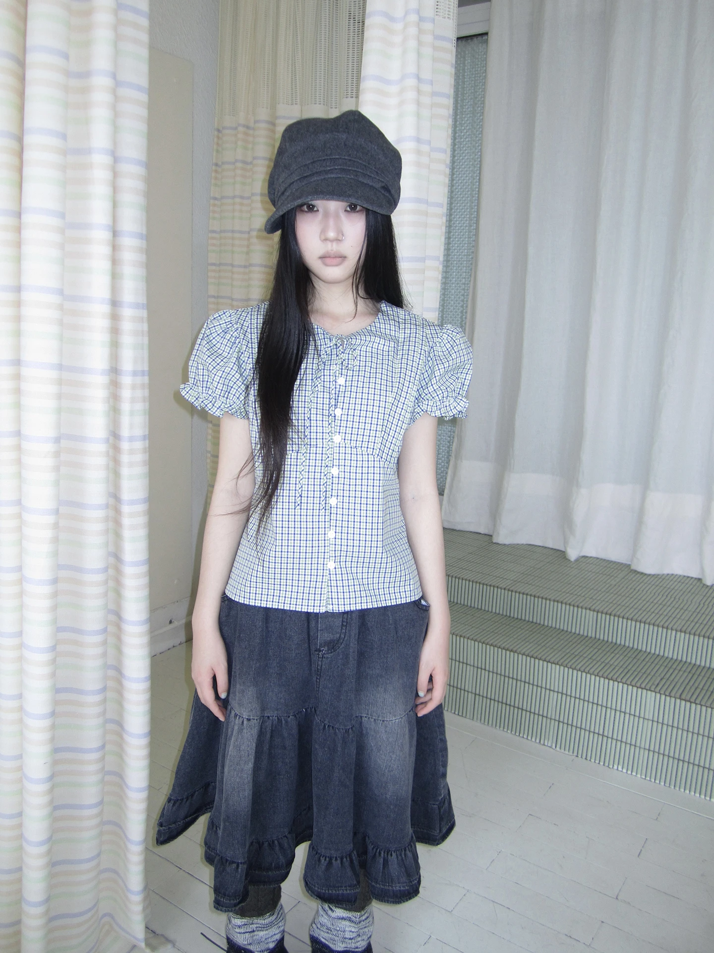 

Angproject Retro Plaid Bubble Sleeve Single Button Tie round Neck Short Sleeve Shirt Women's Commute Style Loose Fit Cotton S...