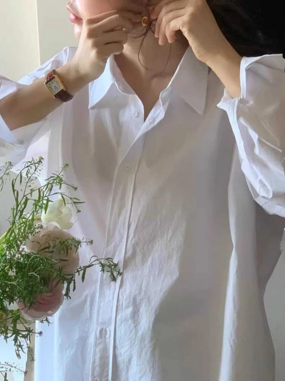 

Белая базовая рубашка-миди с одной пуговицей, свободного кроя, с длинным рукавом, женская повседневная универсальная куртка-пальто с воротником на пуговицах