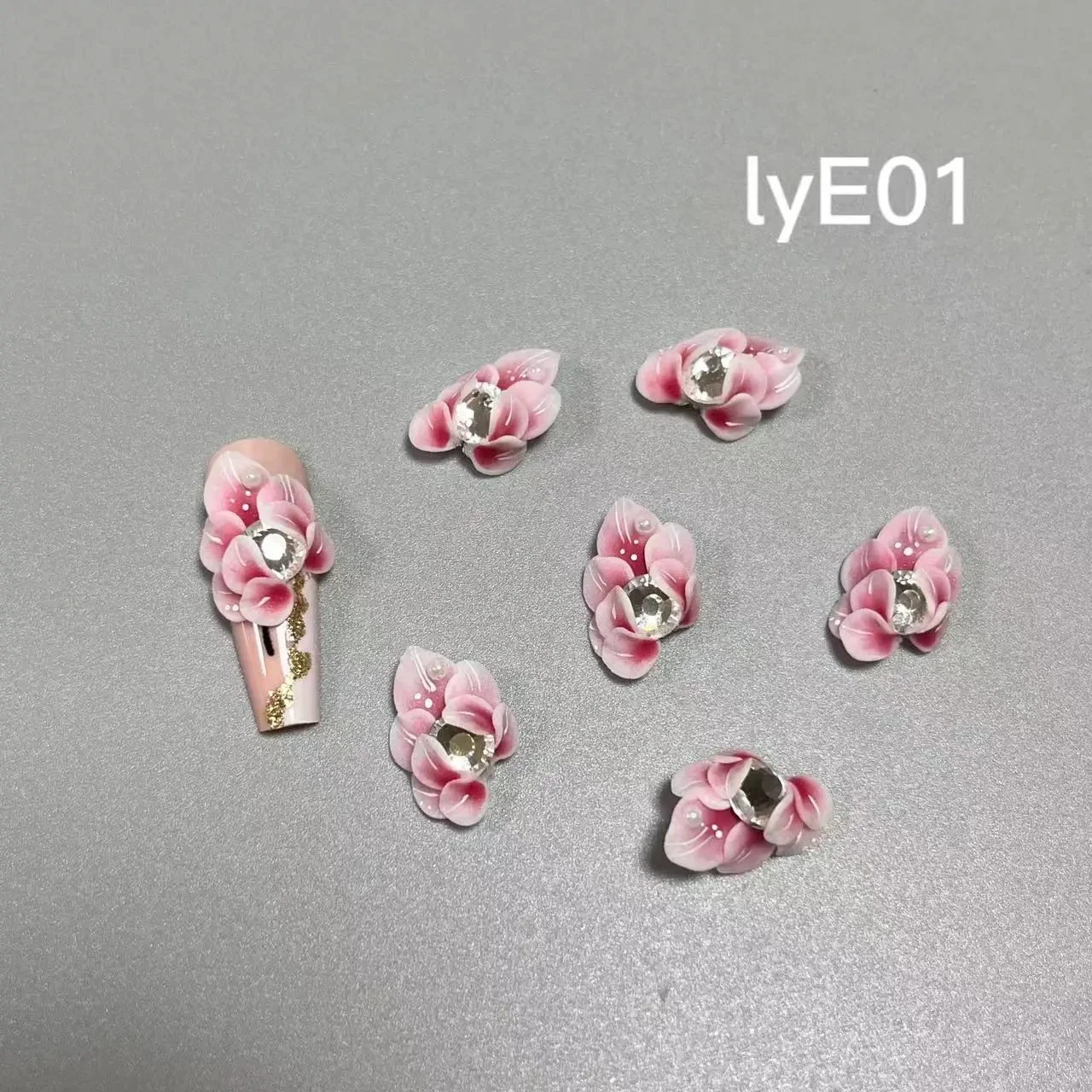 3 Stuks Hoge Kwaliteit Populaire Kawaii Handgemaakte Nail Art Bedels 3d Ontwerp Acryl Kleine Bloemen Vlinder Decoratie Accessoires