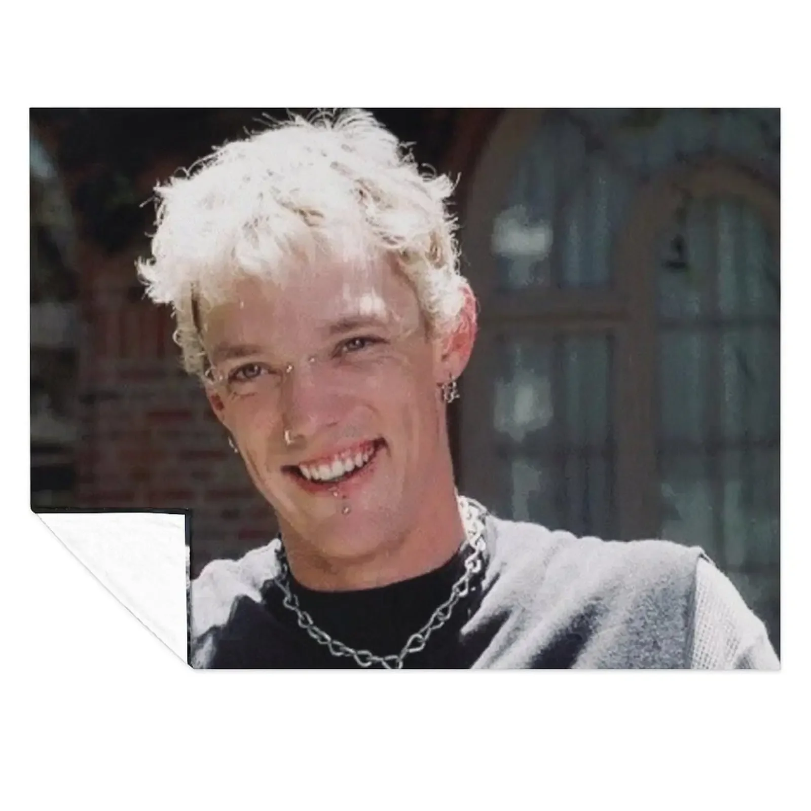 

Matthew Lillard Throw Blanket Thin manga Blankets For Bed Soft Plaid Blankets