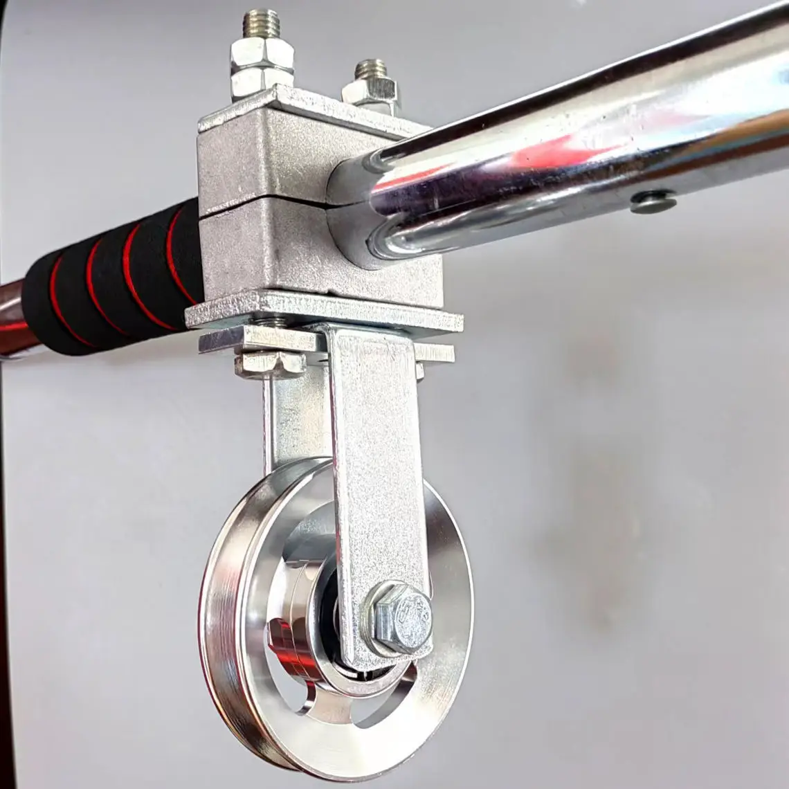 Round Tube Fixed Pulley Silent Hanger DIY Fitness Equipment Load-bearing High Pull-down Back Rowing Rod Holder Can Be Rotated