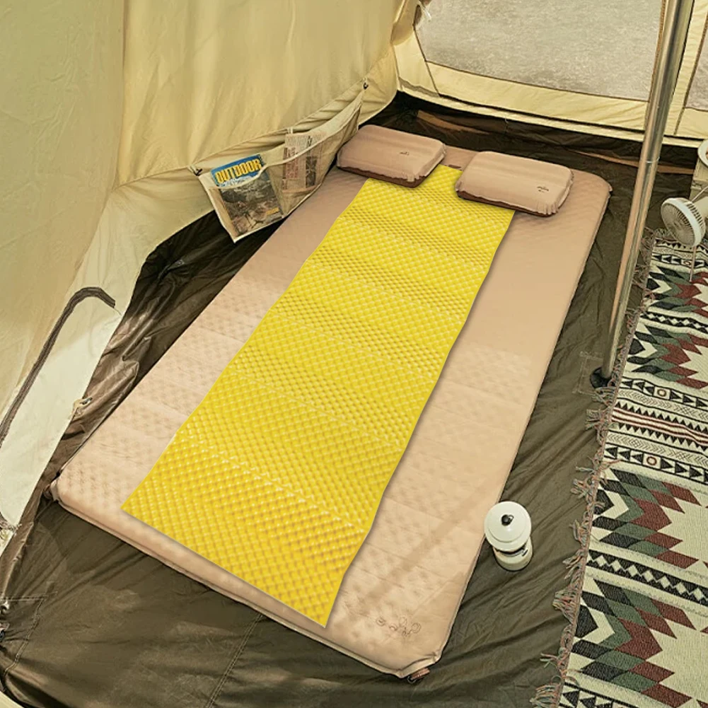 حصيرة إسفنجية للتخييم مع حقيبة تخزين، حصيرة تخييم قابلة للطي، مرتبة تخييم خفيفة الوزن من رقائق الألومنيوم لتسلق الجبال في الهواء الطلق