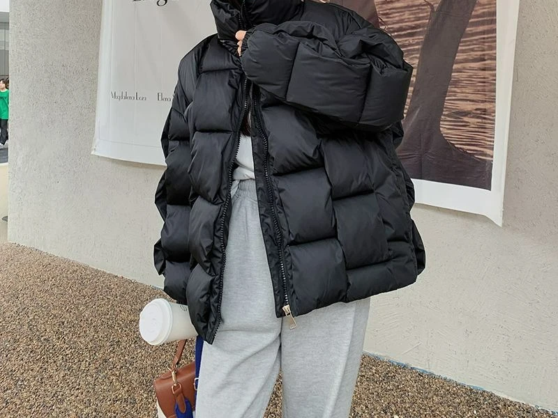 2025 شتاء جديد ثلاثي الأبعاد محبوك أسفل سترة قطن مربع العصرية الدافئة سميكة المرأة معطف القطن #3