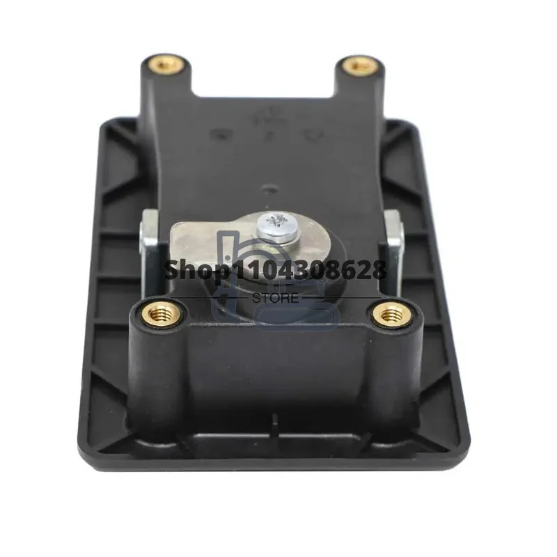 Cab Handle Lock For…