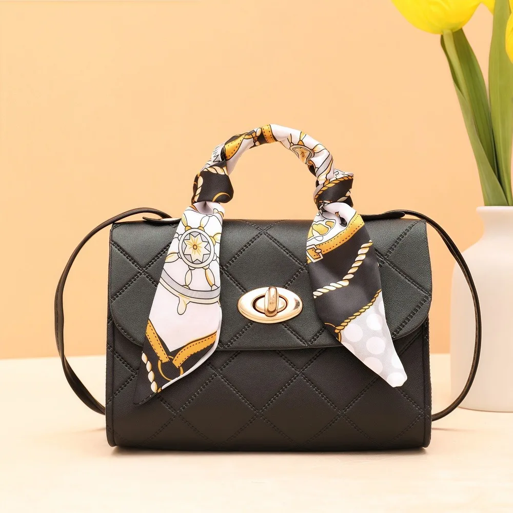 

Fashion handbag embossed women's handbag diamond grid solid color small square bag, elegant grid quilted crossbody bag.zwq