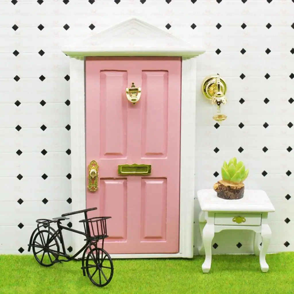 Decorazione della lampada con paralume trasparente in miniatura per casa delle bambole 1:12