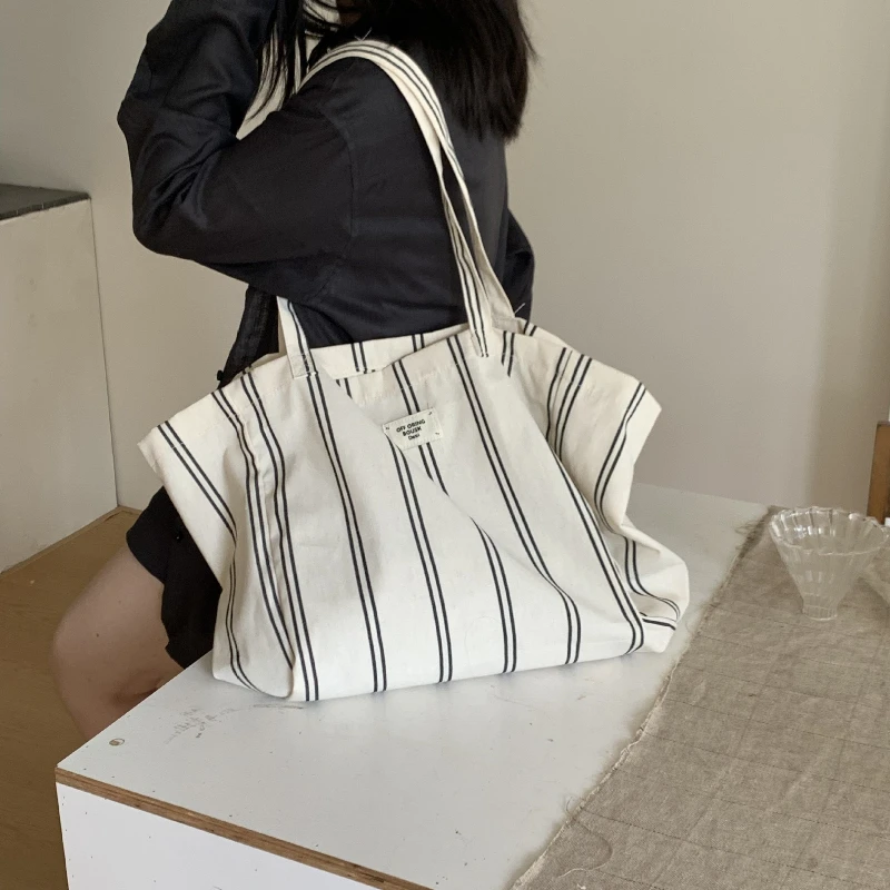 

Unique Korean Style Canvas Shoulder Bag, Large Capacity Striped Tote for Women, Simple & Versatile Summer Bag