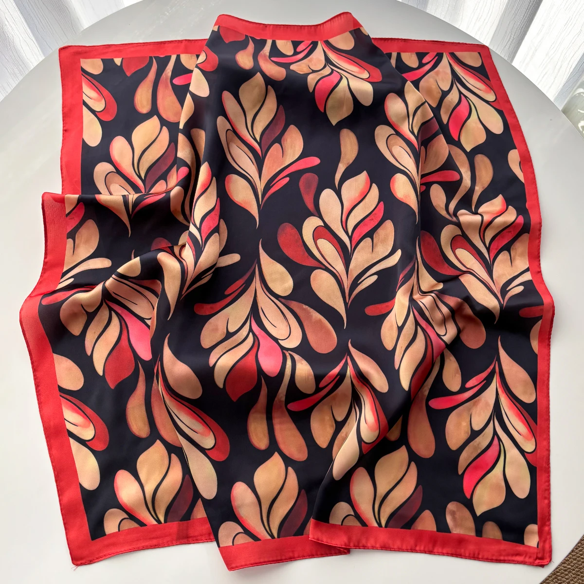 New Four Seasons Fashion Print - Scarf Silk Square ulasan dan harga