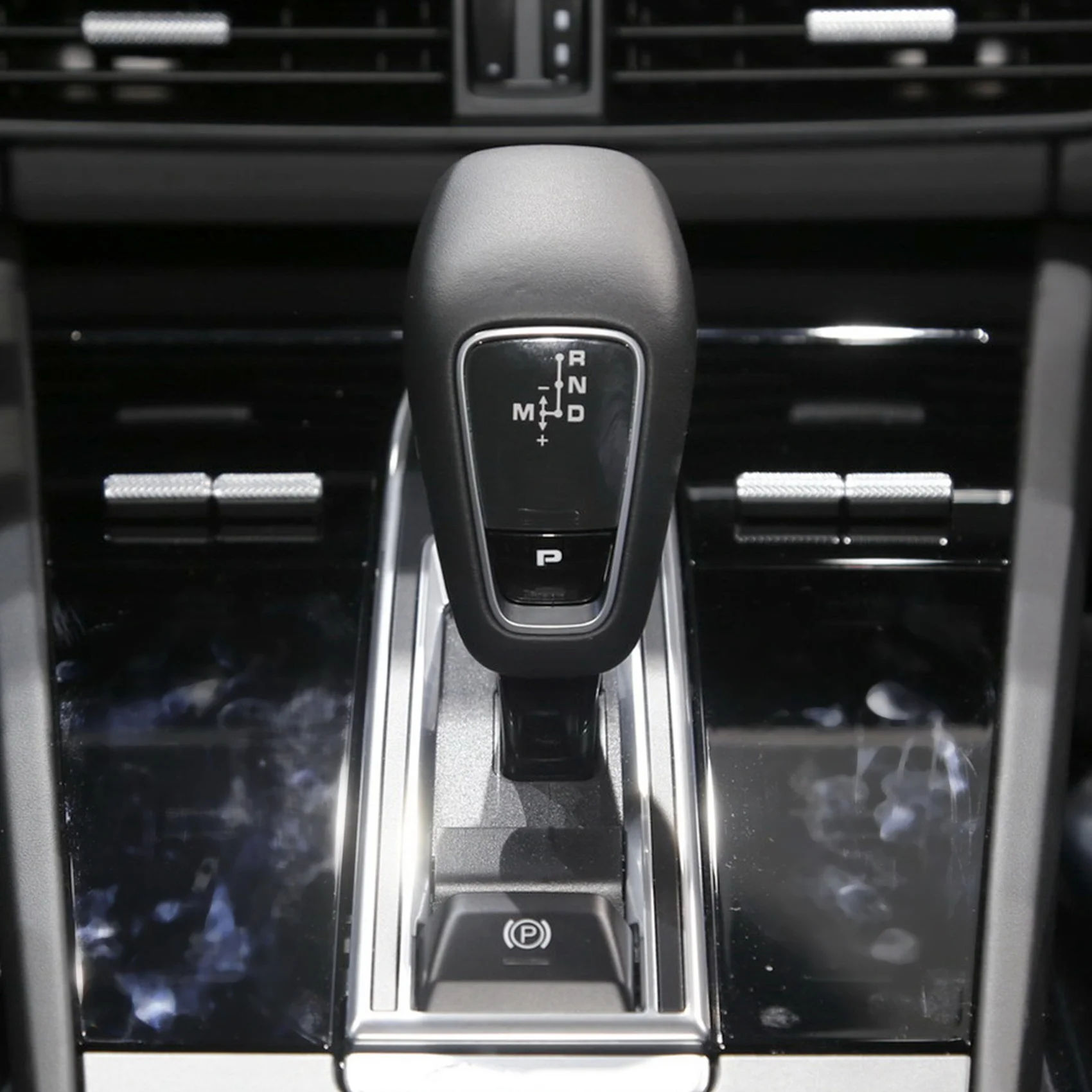 

Накладка на панель портативной ручки переключения передач автомобиля для Cayenne 2018-2023