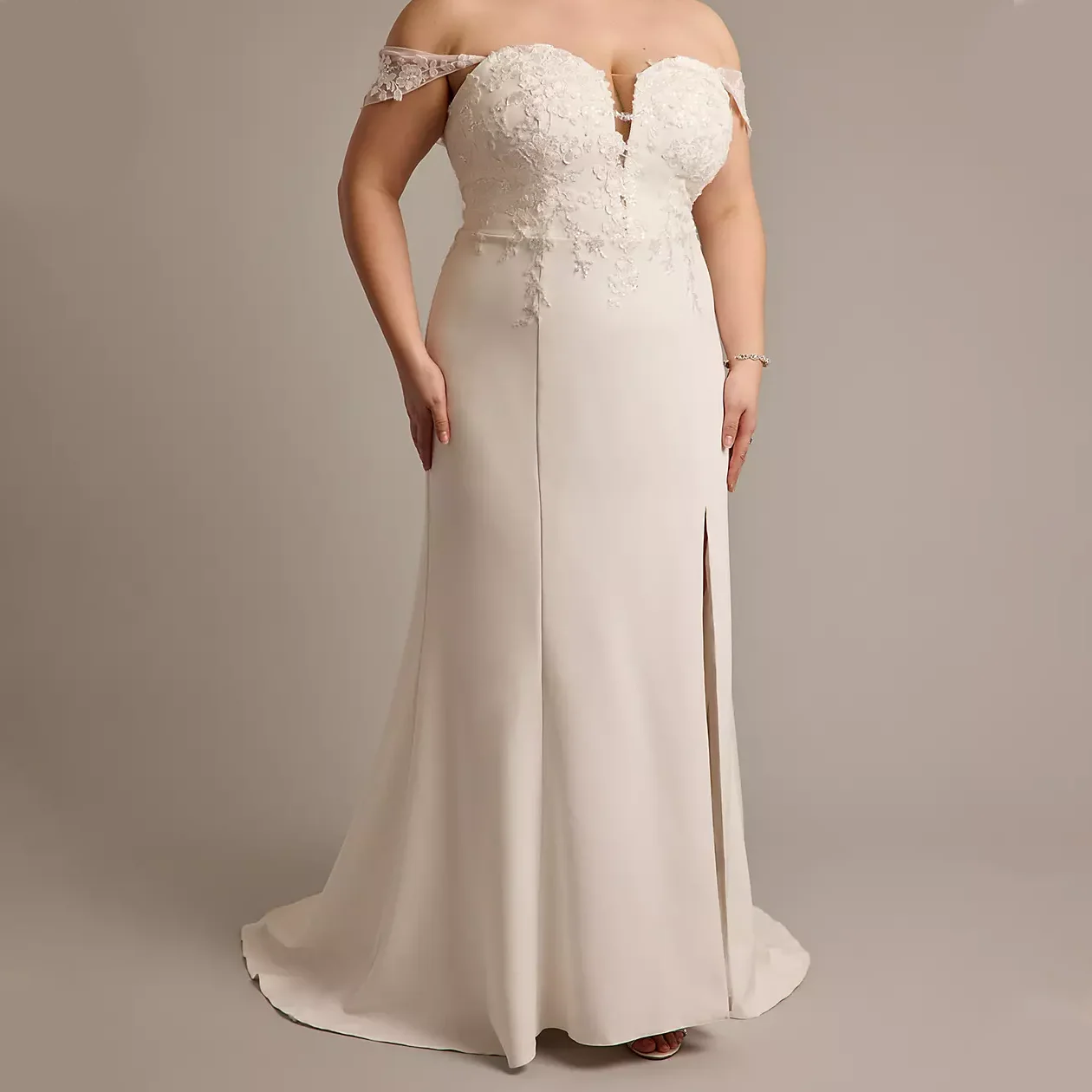 Elegant Sweetheart Lace Sleeveless Plus Size Straight Bride Wedding Dresses Bridal Gowns Customized