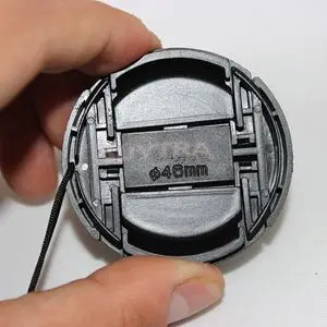 Cheap Hot Selling 46 milímetros Universal Digital SLR Camera Lens Cap Tampa Keeper com Anti-perder Corda Corda Fivela Titular