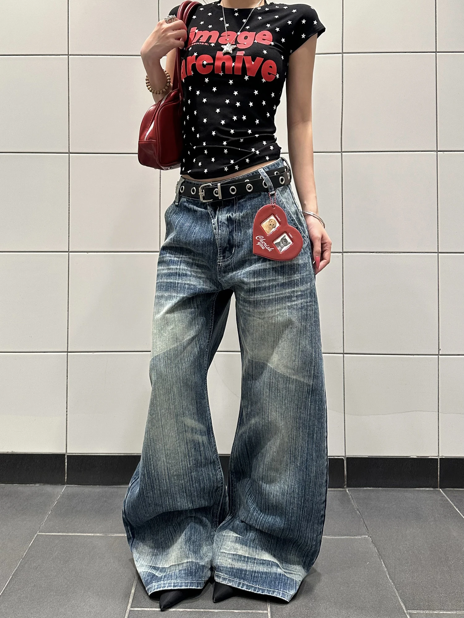 

Джинсы женские широкие прямые с эффектом потертости, повседневные летние, в уличном стиле, с естественной талией, на молнии