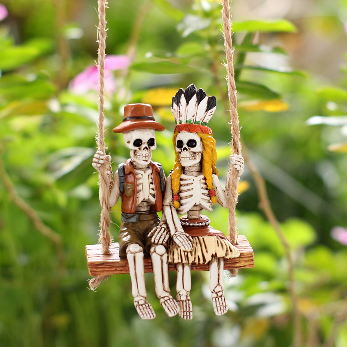Halloween Indian Skull Couple Swing Hanging Ornament Resin Craft Courtyard Garden Haunted House Party Decoration