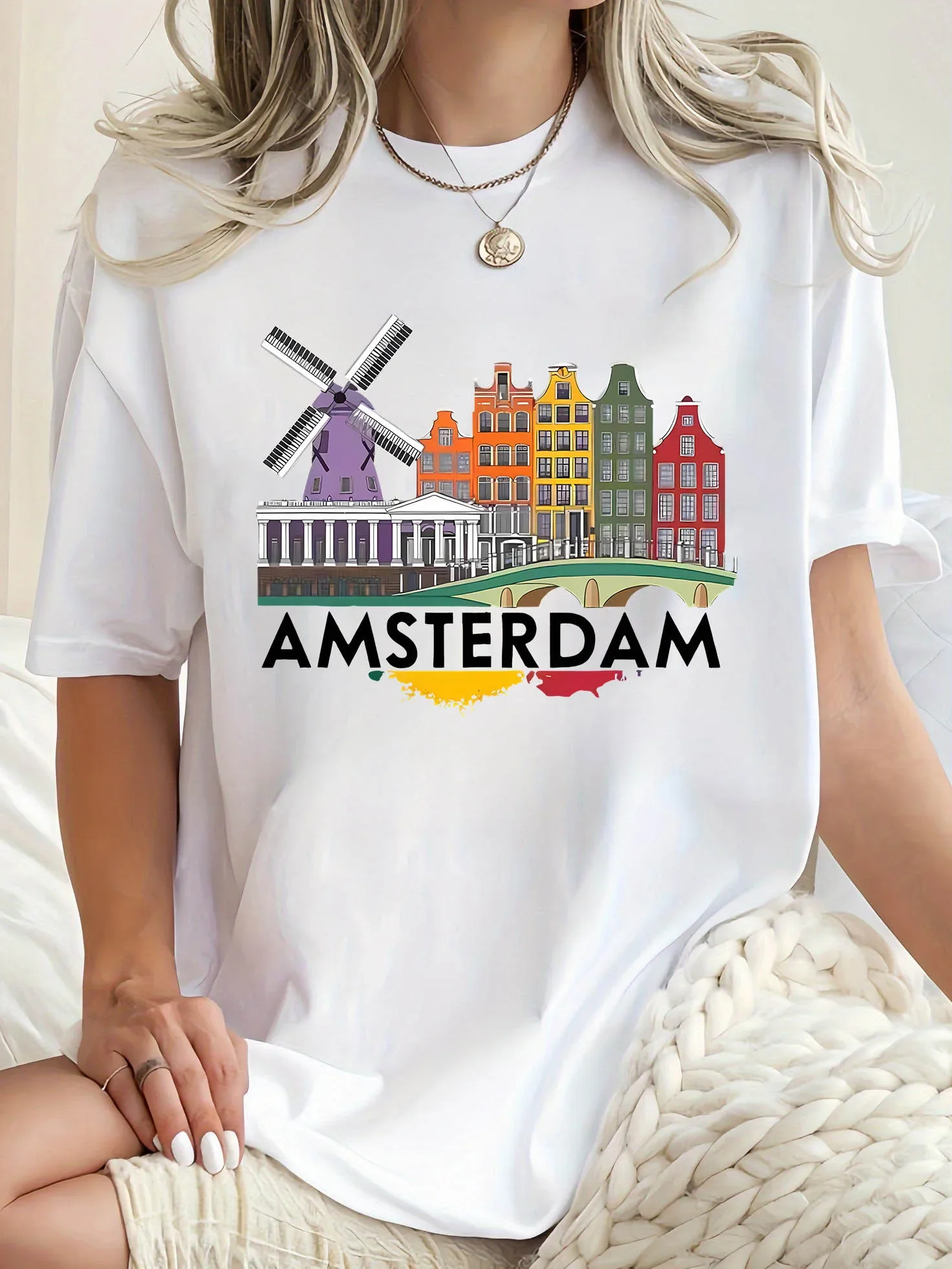 

Casual Round Knitted Polyester Geometric Pattern Comfortable Summer Windmill & Architecture Print Women'S Fashion T-Shirt Tops