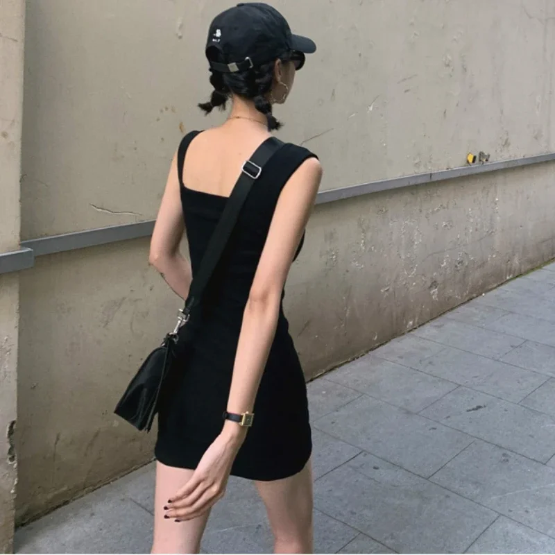 غمد فساتين صغيرة النساء الحد الأدنى مثير عادية كل مباراة مزاجه الموضة السيدات الصيف بلا أكمام الأساسية الشارع الشهير خمر