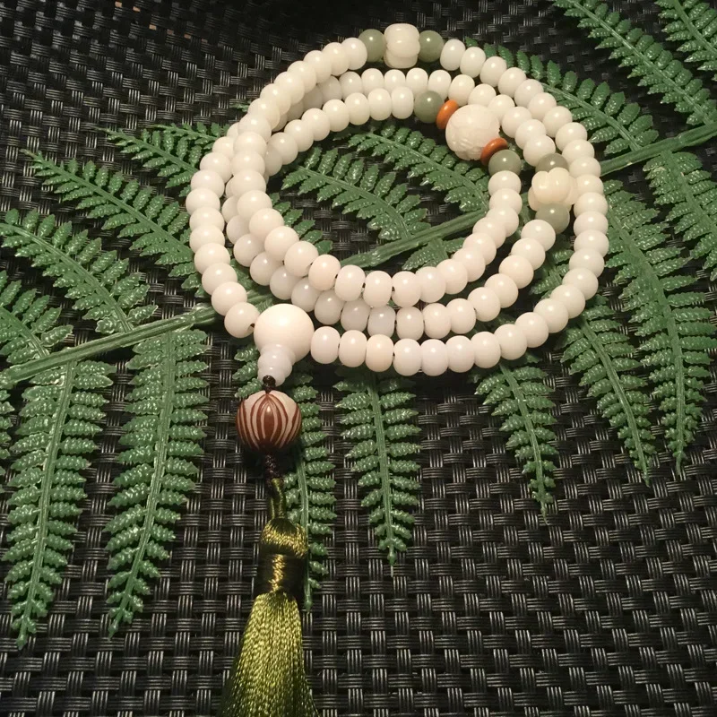 

Original natural white jade bodhi root Buddha bead hand necklace pumpkin bead lotus bead male and female gift blessing health