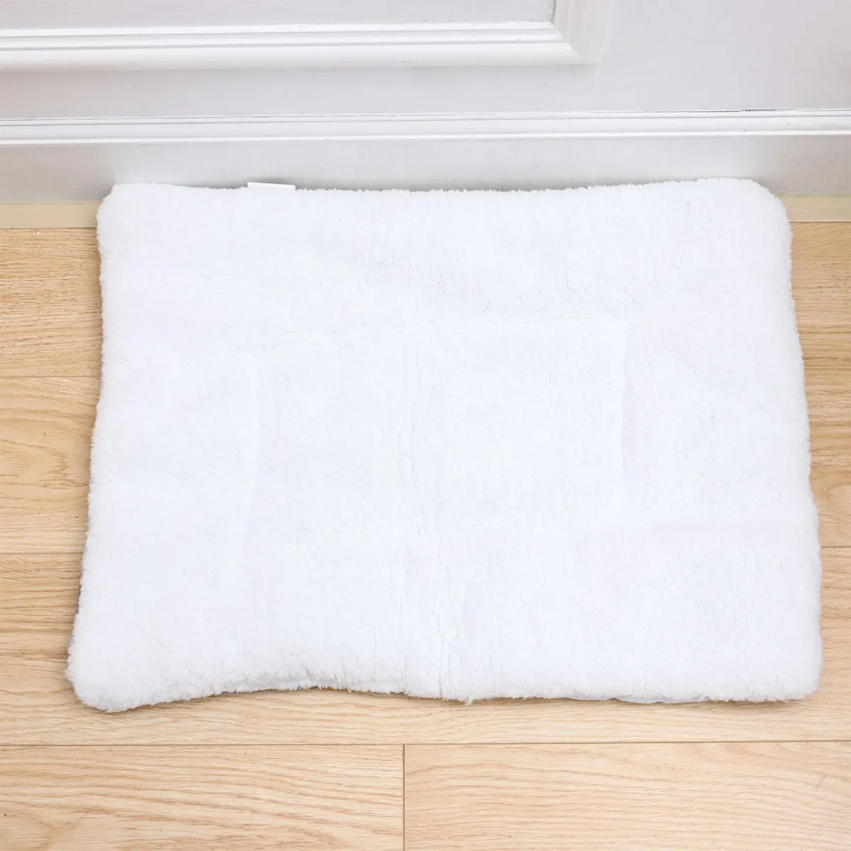 

Dog Cushion Coral Fleece Sleeping Warm Puppy Mat Four Seasons Use Bear Head Blue Background Small Medium Large Sizes Easy