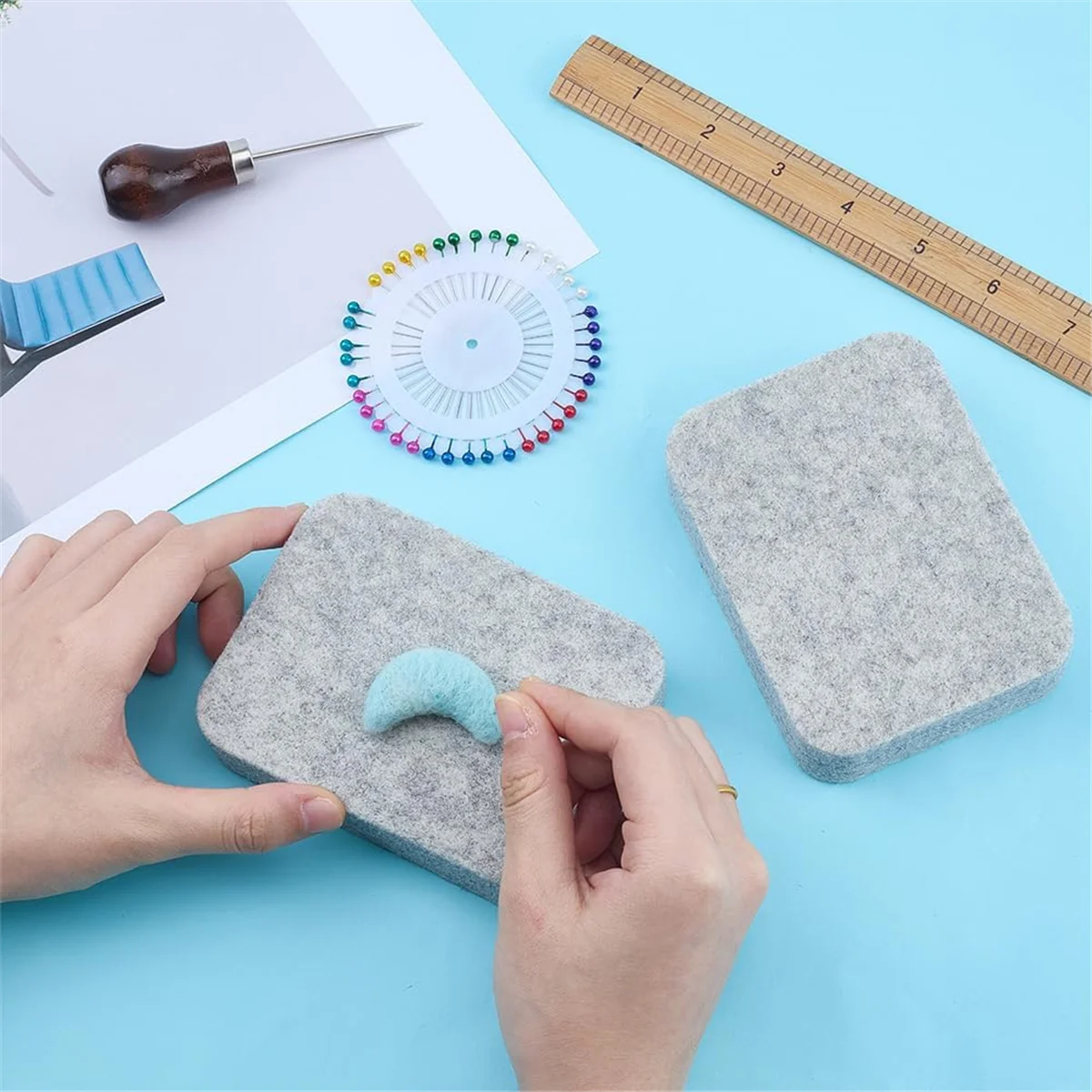 

AA98 2Pcs Needle Felting Mats,Wool Needle Felting Pad with 40Pcs Iron Head Pins Foam Pad Alternative Supplies for Felt Making