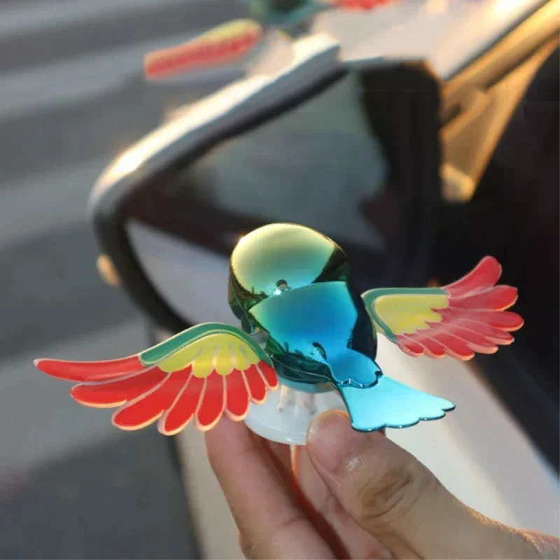 

Cute And Realistic Car Ornaments, Lifelike Bird Helmet Accessories, Creative Electric Vehicle Helmet Decorations