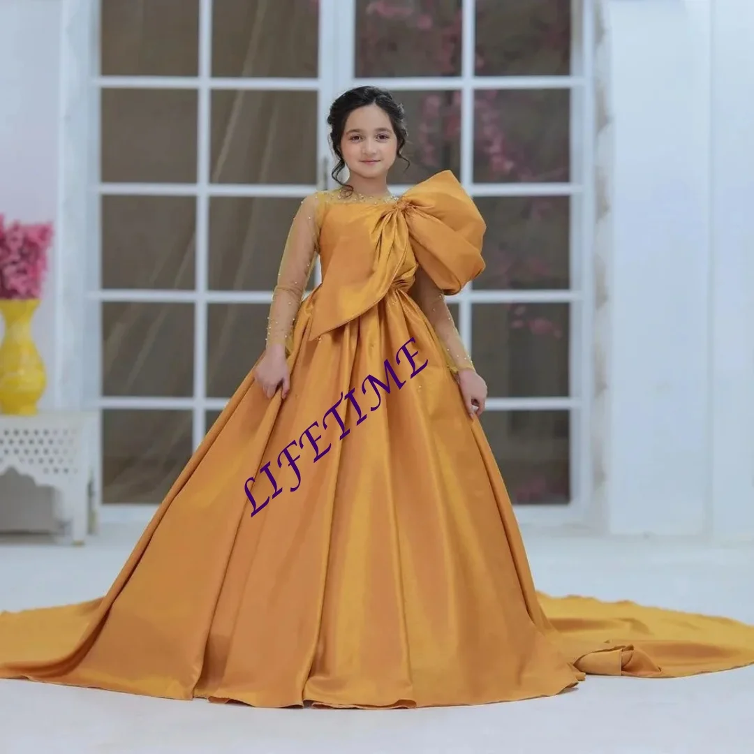 Abito da ragazza di fiore con paillettes a maniche lunghe con fiocco e monospalla, lunghezza del pavimento, abito da comunione con strascico personalizzato