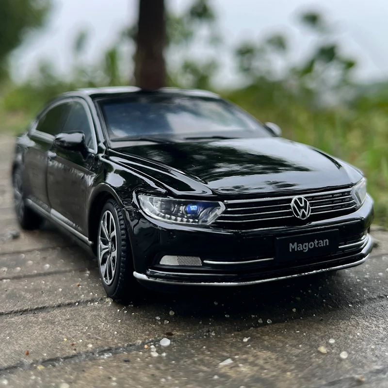 

1:32 VW Magotan Coupe, модель автомобиля из сплава, литая под давлением, металлическая модель автомобиля, звук и свет, высокая имитация коллекции, детские игрушки в подарок