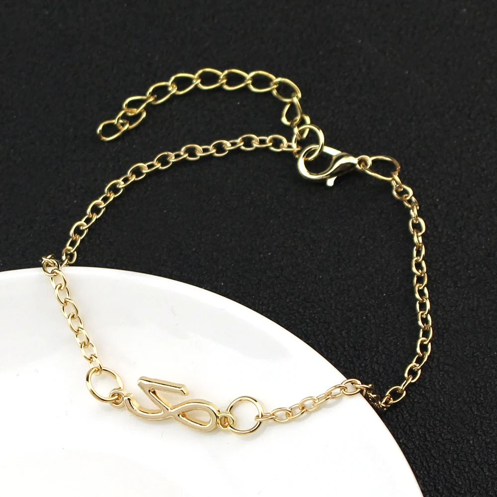 Gold- und Silberfarbene Idol-Halskette und Armband, Trendiger Personalisierter Schmuck für Männer und Frauen, Geschenke für Fans und Paare