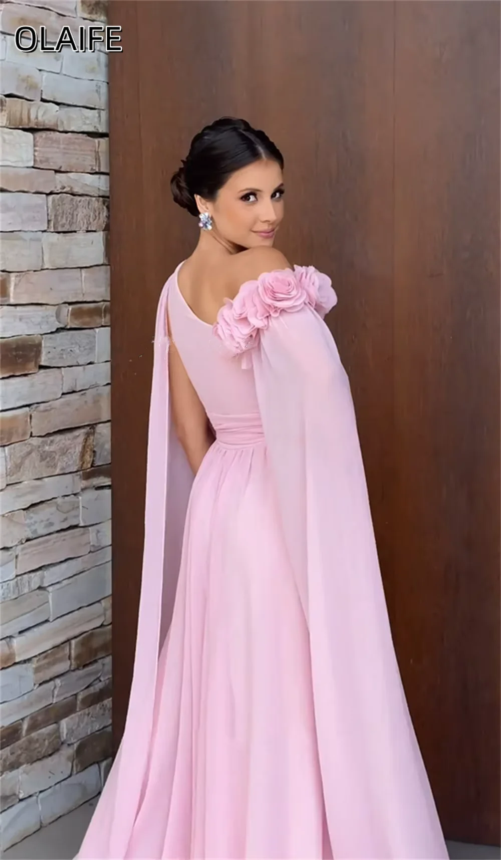 Elegante chiffon flor a linha de um ombro manga capa rosa personalizado vestidos de baile trem varredura estilo moderno robes de soirée