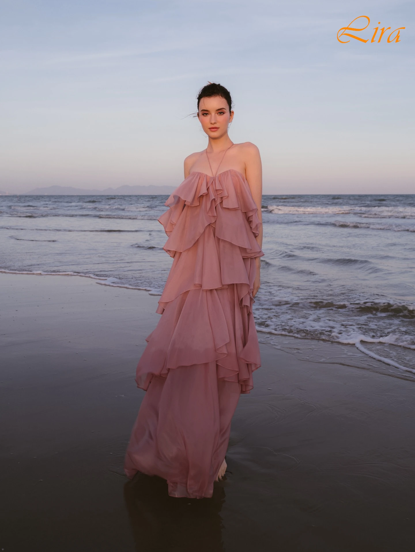 

Customized Straight Halter Elegant Formal Evening Dress Fashion Temperament Bespoke Occasion Gowns High Quality Prom Dress