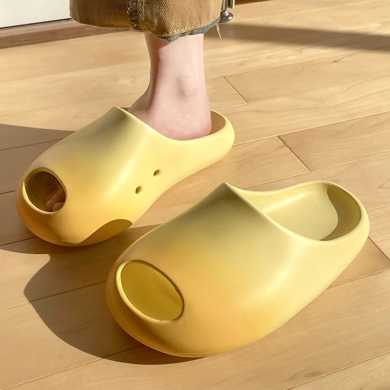 SHAJI Women Summer EVA Cloud Slides, Cartoon Non Slip Comfy Casual Footwear for Bathroom Indoor Outdoor Use