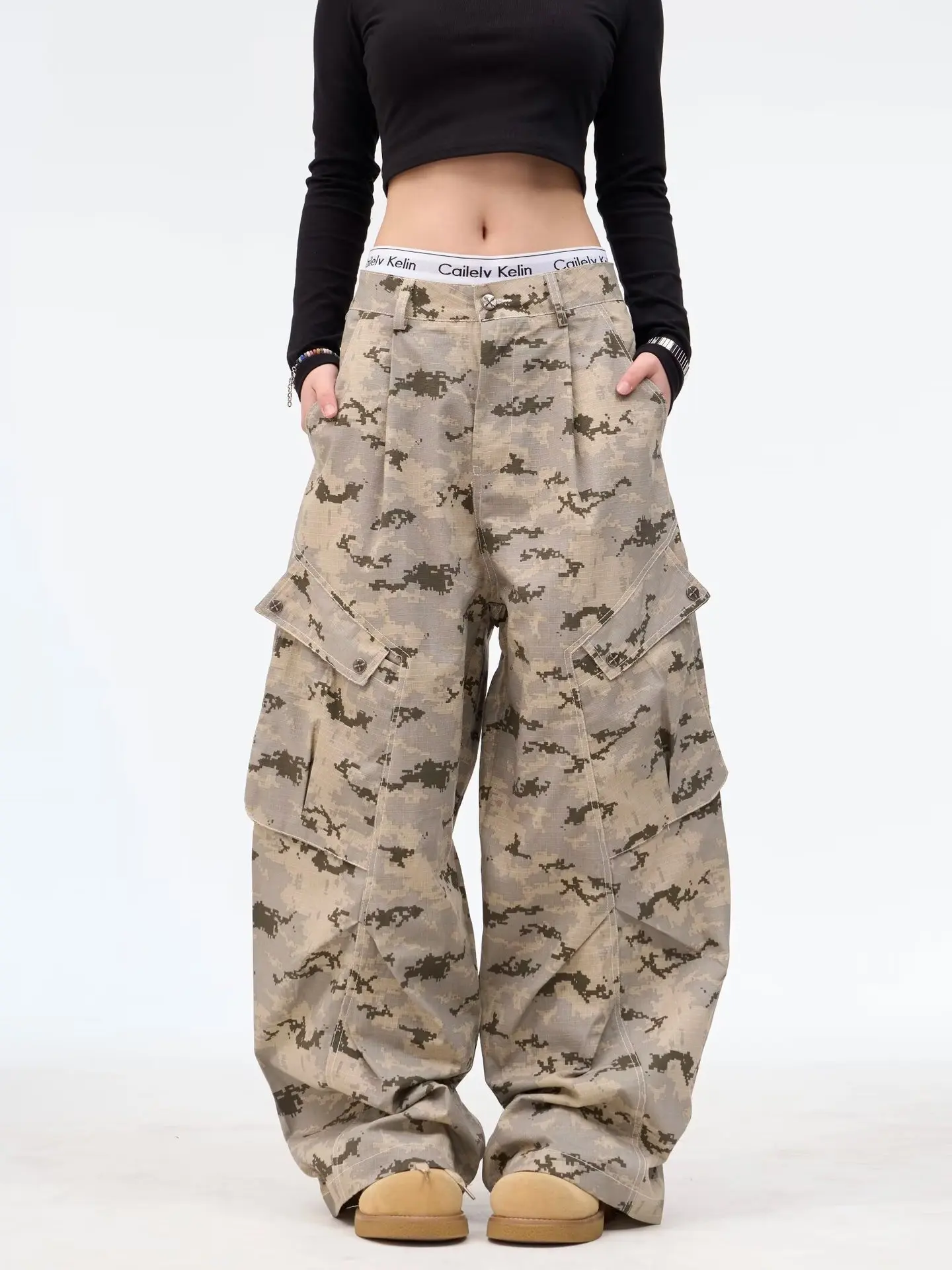 CAMO F
