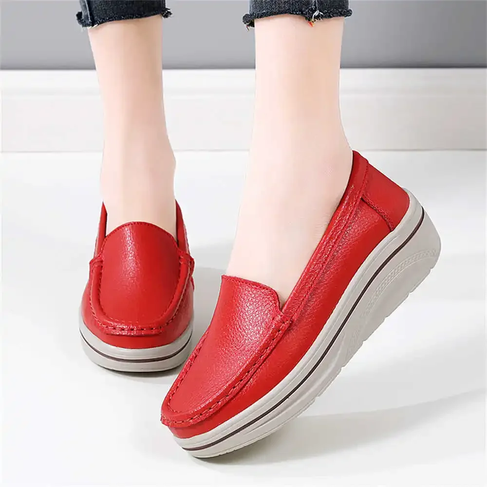 Plateforme Moccasin Shoes For Women Loafers Vulcanize Sneakers 48 Size College Student Sport Twnis Famous Sneskers Hit