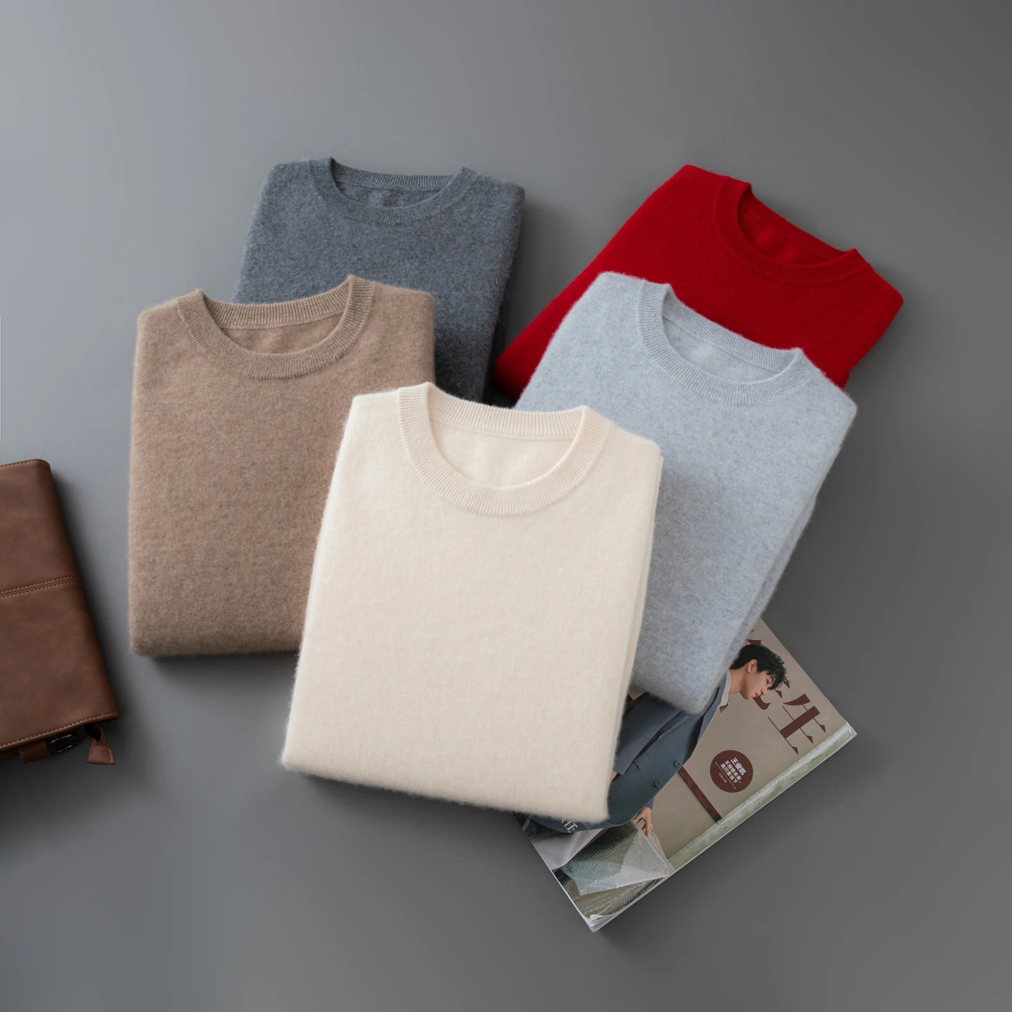 2026 Men's 100% Pure Cashmere Knitted round Neck Pullover Sweater Autumn Winter Warm Comfortable Soft Color Block Design