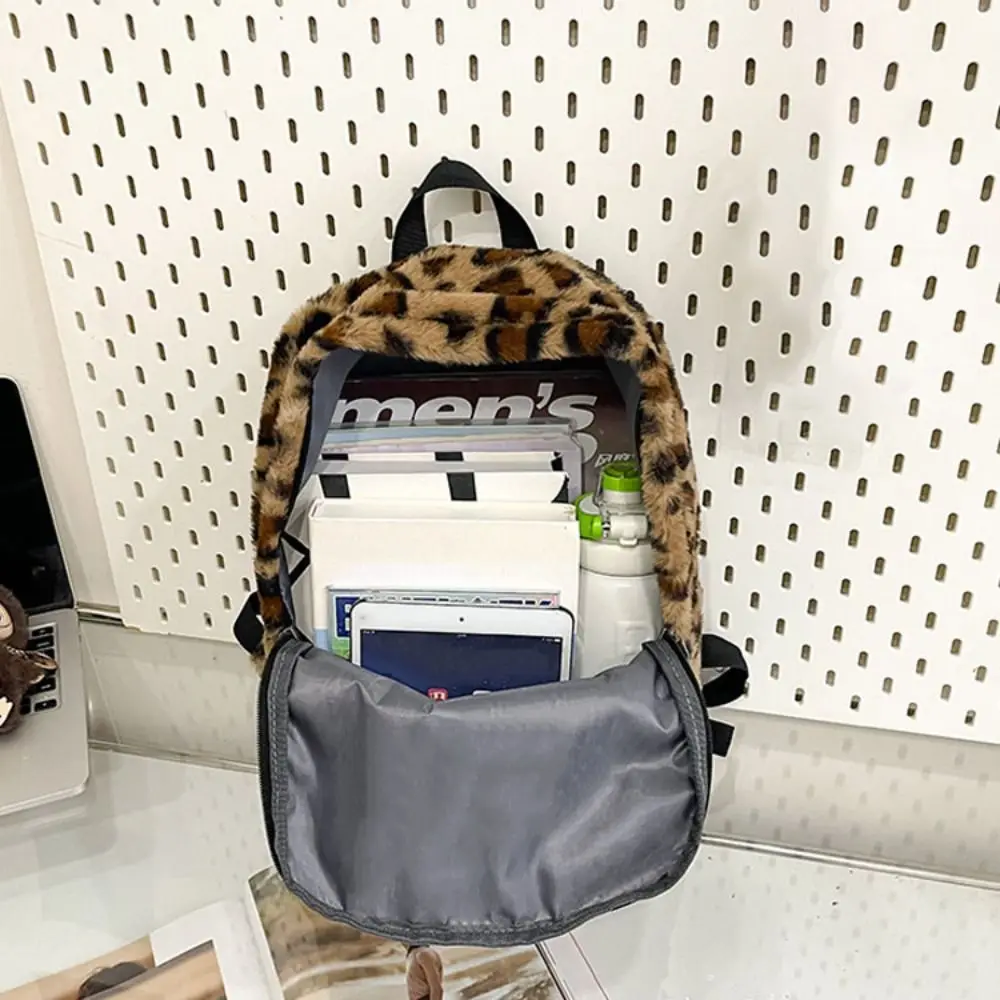 Stylish Material Leopard Backpack Large Capacity Lightweight School Bag Cute Bookbag Teenagers