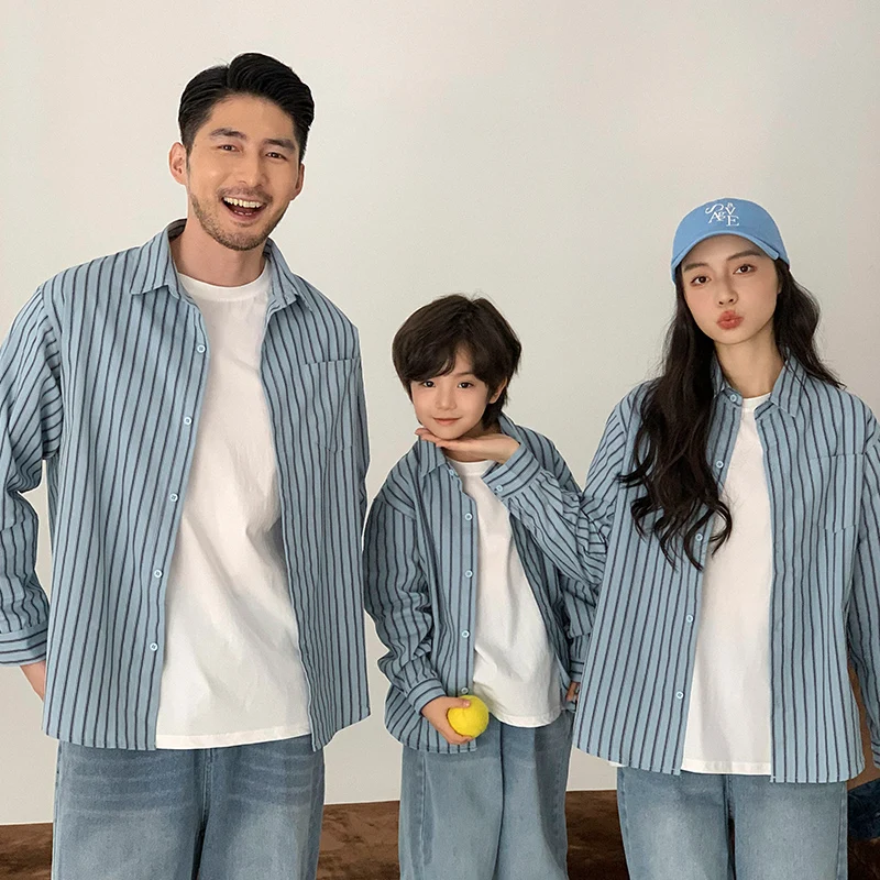 Family Look Matching Outfit Vertical Stripe Shirt Autumn Father Mother Daughter Son Same Long Sleeve Blouse Couple Kids Clothing