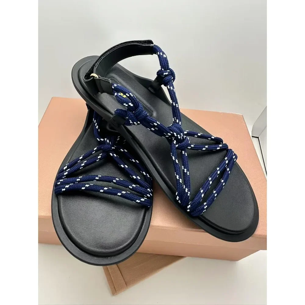 

Light Luxury Holiday Style Flat Sandals Women's Home Sandals Outdoor Sandals Fashion Magazine Cover Model Luxury Gift