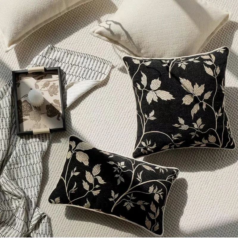 Ivory Black Flora Jacquard Pillows Retro Country Style Cushion Case Luxury Decorative Pillow Cover For Sofa Chair Home De